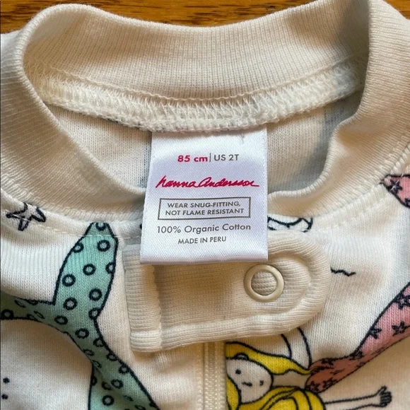 Hanna Andersson Mermaid Pajamas - Picture 2 of 14